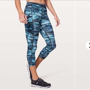 Lululemon Speed Up Crop leggings
